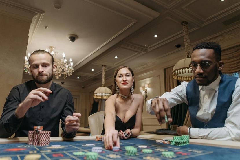 lyra casino